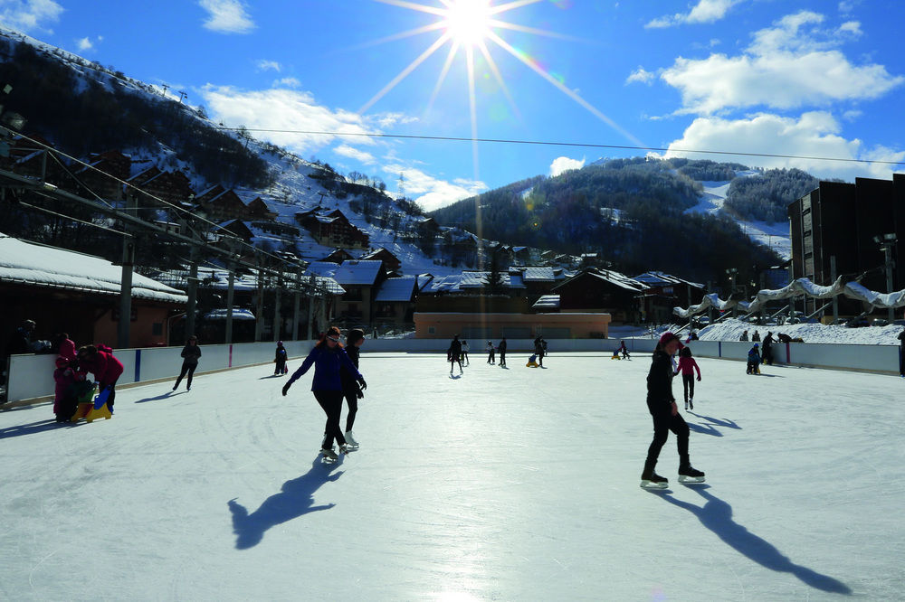 Auberge D+ Valloire-Galibier ภายนอก รูปภาพ